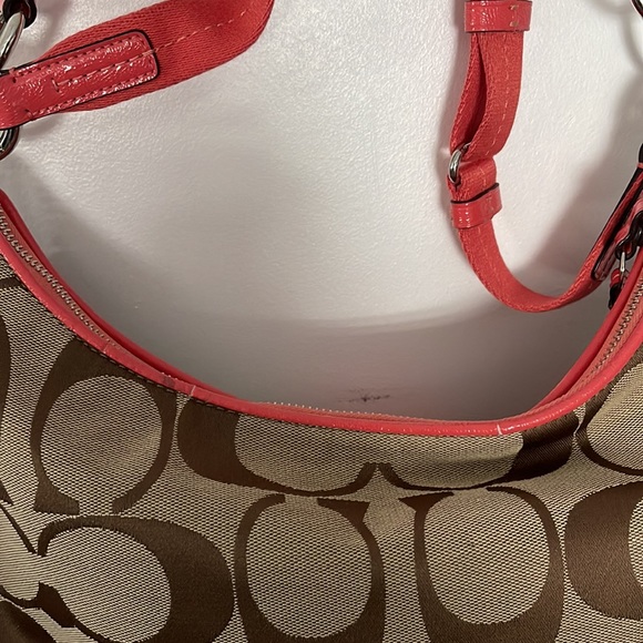 Coach Canvas and Coral double straps Handbag, great used condition. - Picture 6 of 8